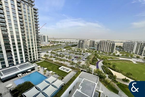 3 Bed | Vacant | Full Pool & Park View